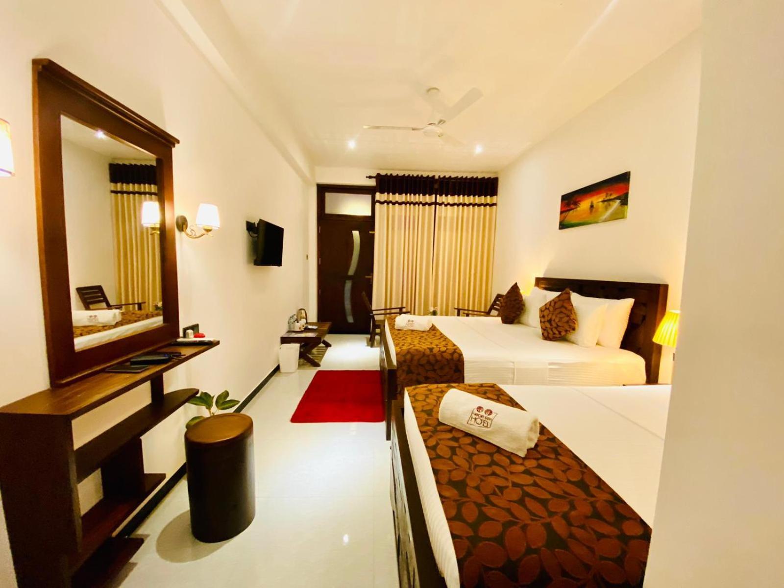 Airport Faith Hotel Katunayaka Exterior foto